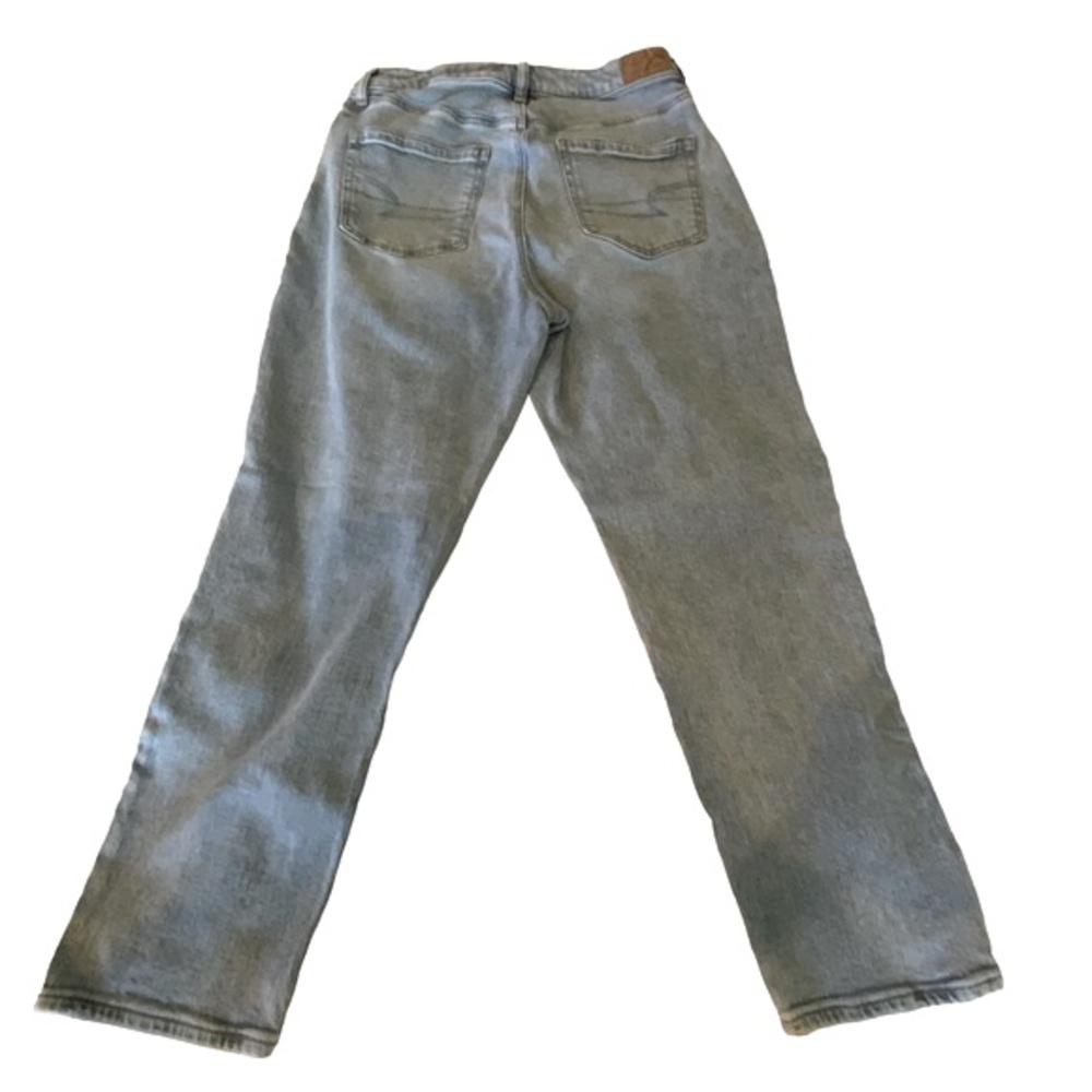 American Eagle Mom Denim Jeans Light Blue Wash Slight Stretch Size 6 Short